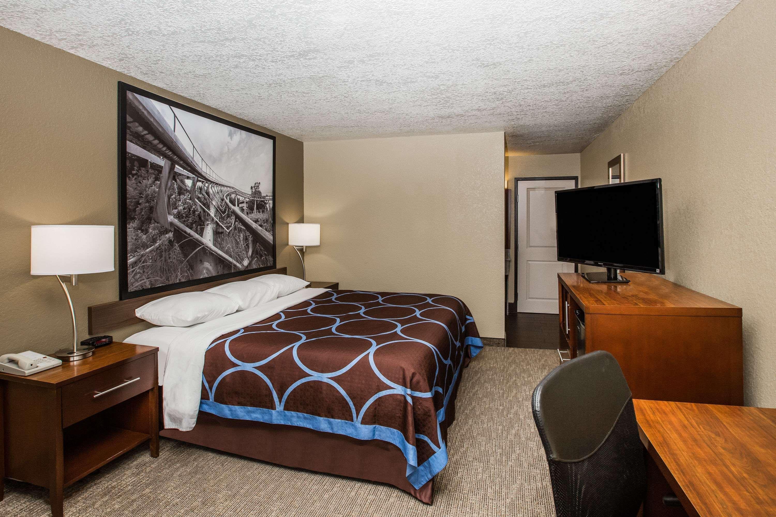 Hotel Super 8 By Wyndham Altoona Zewnętrze zdjęcie