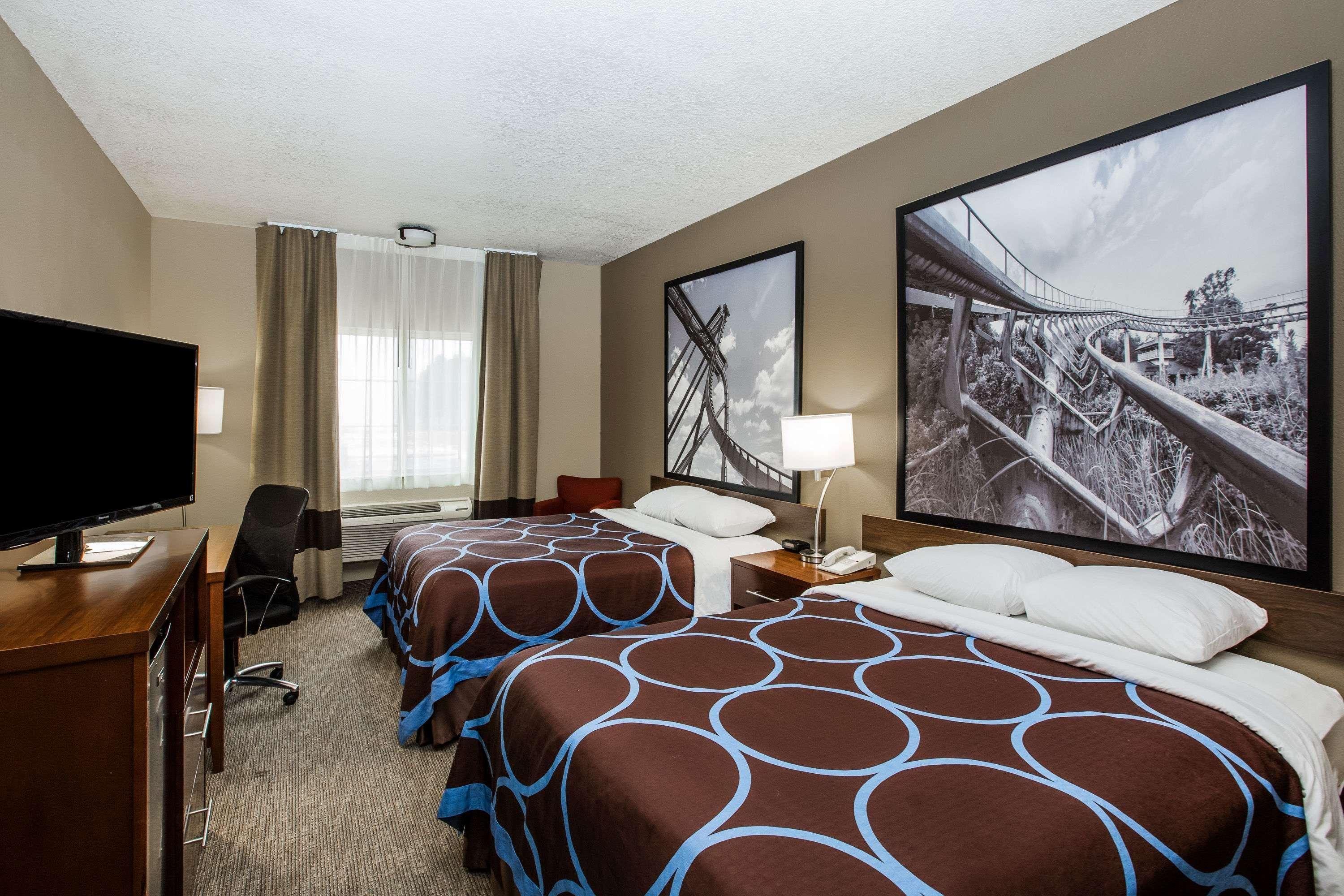 Hotel Super 8 By Wyndham Altoona Zewnętrze zdjęcie
